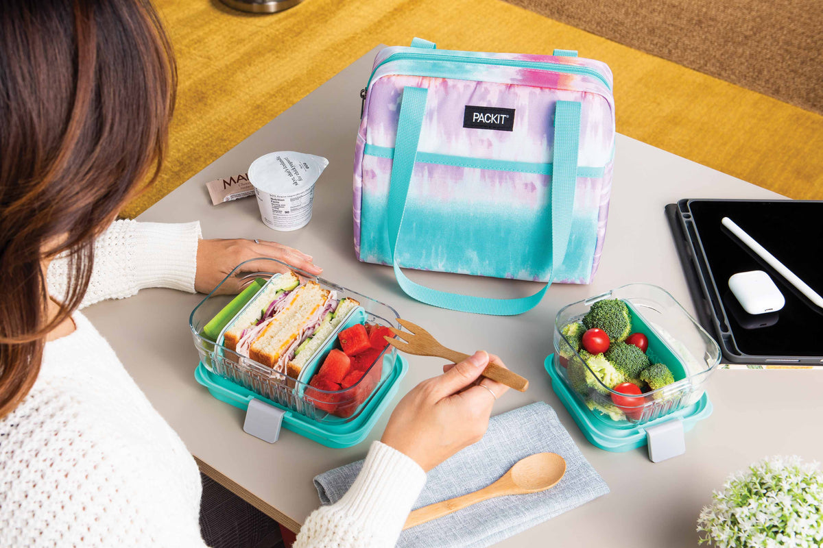 freezable-hampton-lunch-bag-t7 2022_Lifestyle_Hampton-Lunch-Bag_Tie-Dye-Sorbet_02_Lores_718dd725-efea-42d0-9ebf-1660f0dafb34.jpg