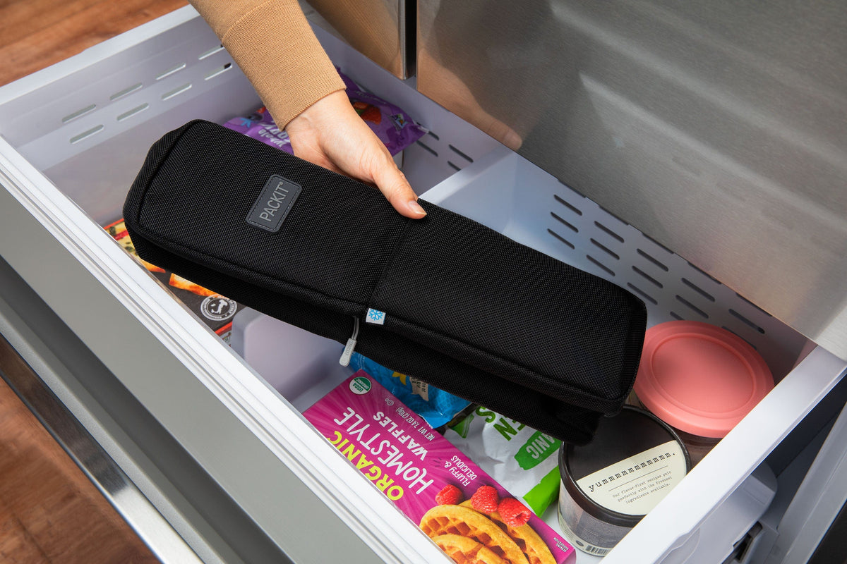 freezable-wine-carrier-r2 freezable-wine-carrier-black-freezer.jpg