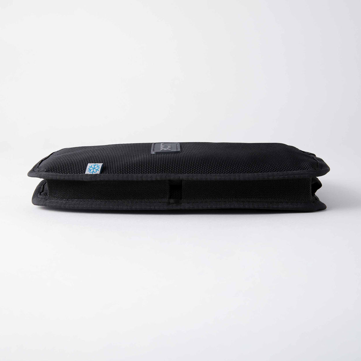 freezable-wine-cooler-k5 freezable-wine-cooler-black-flat.jpg