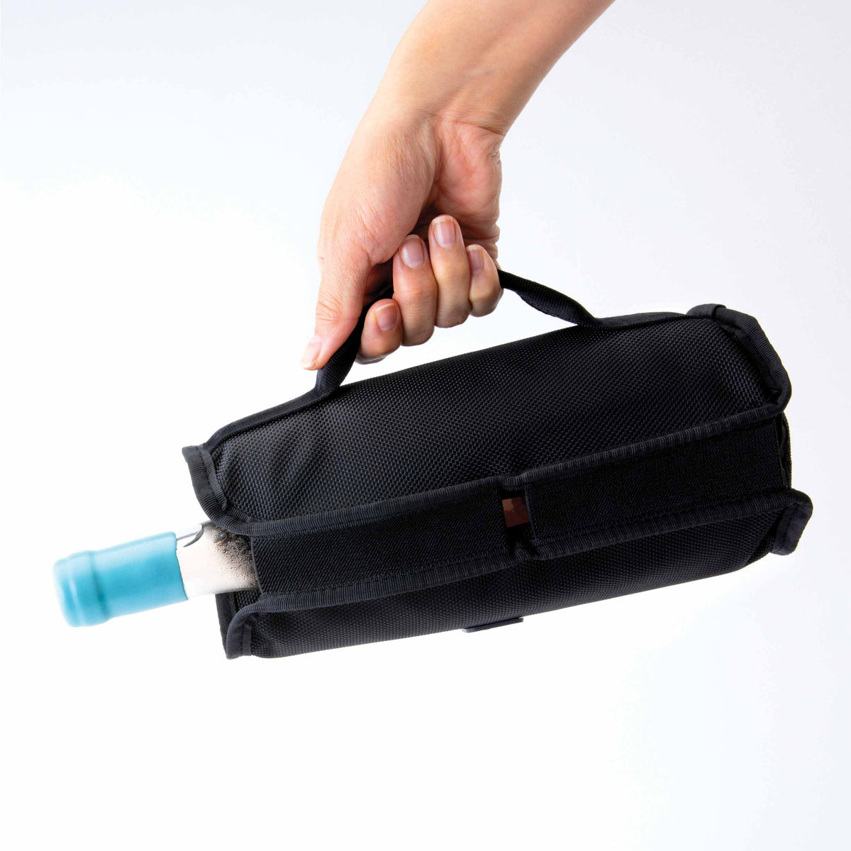 freezable-wine-cooler-k5 freezable-wine-cooler-black-pouring-with-handle.jpg